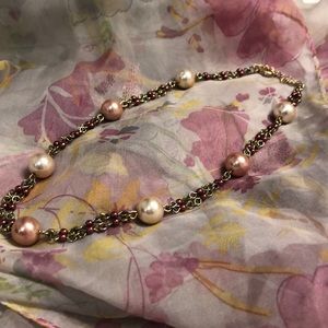 Vintage 1928 pink pearl necklace